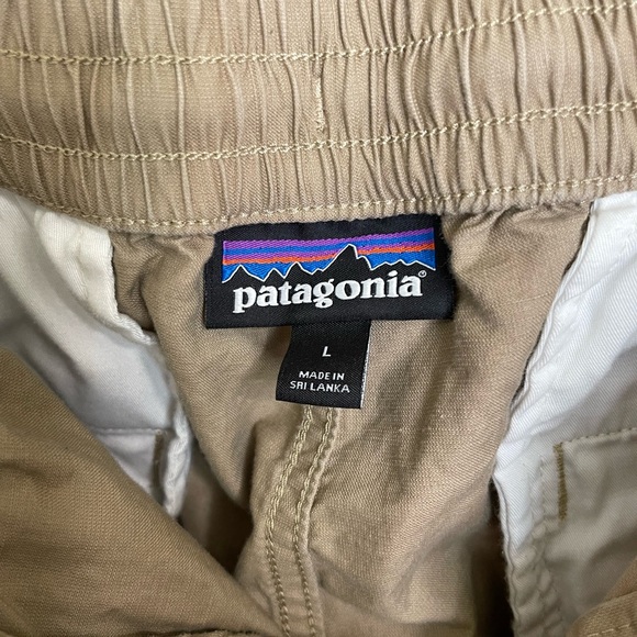 Patagonia Men's Casual Pants - Drawstring + button/zipper - Picture 4 of 6